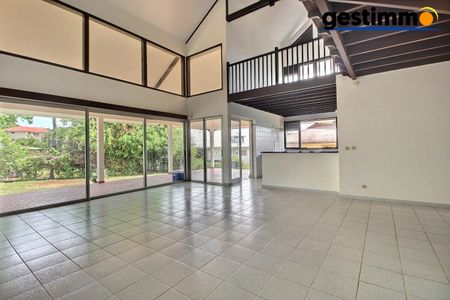 Location Maison 5 pièces 232m² CAYENNE 97300 - Photo 2