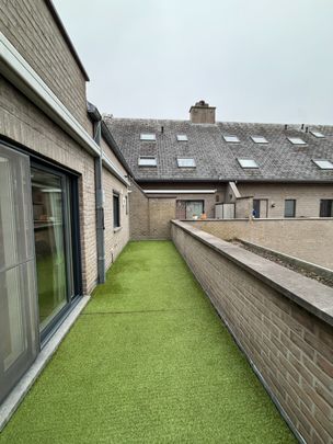 Ruim appartement op eerste verdieping te Pelt - Photo 1