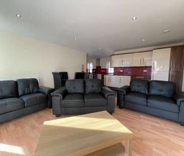 6 bed Apartment Apt 4, 116 Ecclesall Road - Photo 1