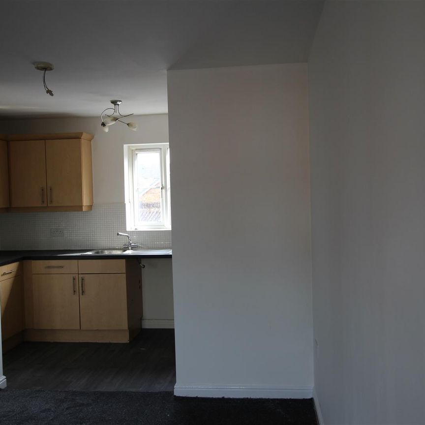 2 Bedroom Flat for Rent - Photo 1