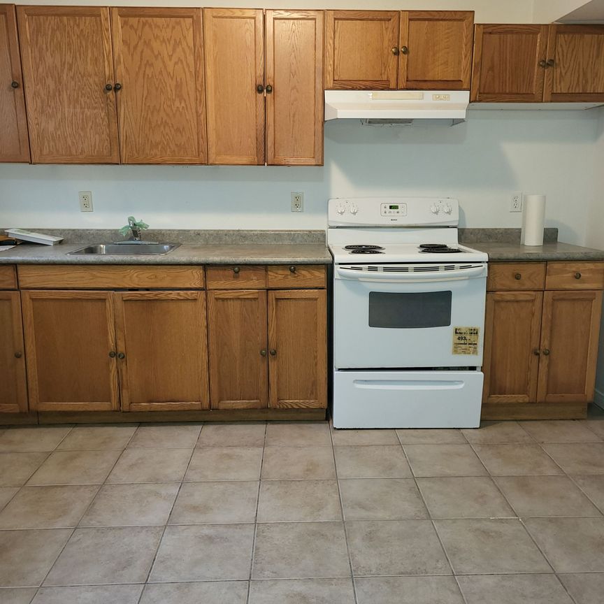 For Lease - 26 Howden Crescent, Guelph, Ontario - Photo 1