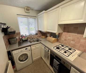 2 bedroom terraced house to rent - Photo 1