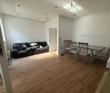 5 bedroom property to rent - Photo 2