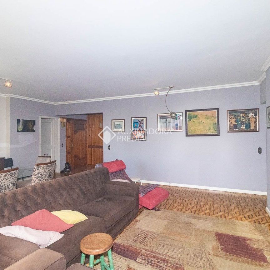 Apartamento com 3 quartos e 168m² para alugar em Independência, Porto Alegre. - Photo 1
