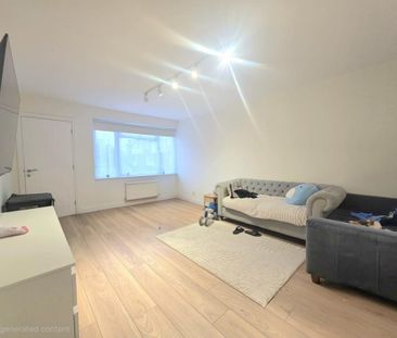 2 bedroom ground floor maisonette to rent - Photo 2