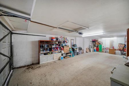 6 bedroom detached house to rent - Photo 5