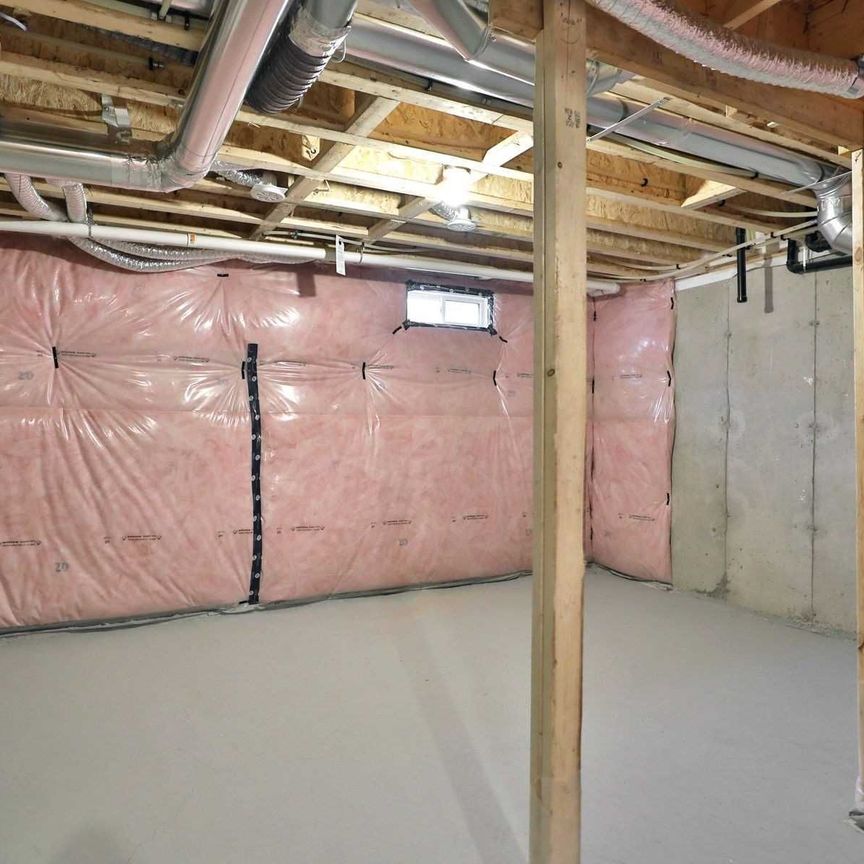 For Lease - 32 Rapids Lane, Hamilton, Ontario - Photo 1