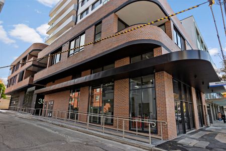 LUXURY APARTMENT FOR RENT - Photo 2