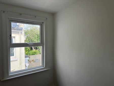 3 Bed Terraced House, Wordsworth St, BN3 - Photo 4