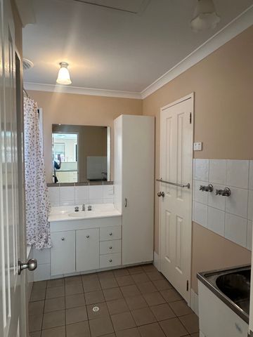 Modern executive 1 bedroom unit! - Photo 3