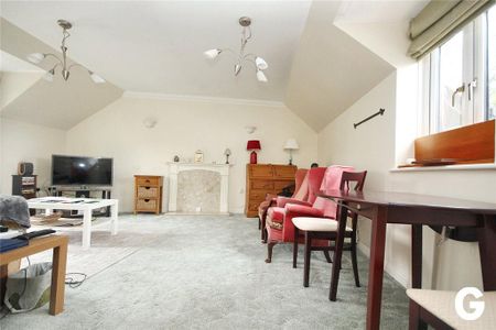 3 bedroom retirement property to rent - Photo 2