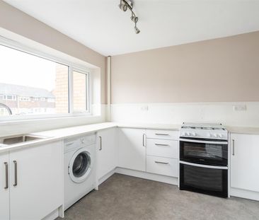 3 bed terraced house to rent in Marie Drive, Birmingham, B27 - Photo 6