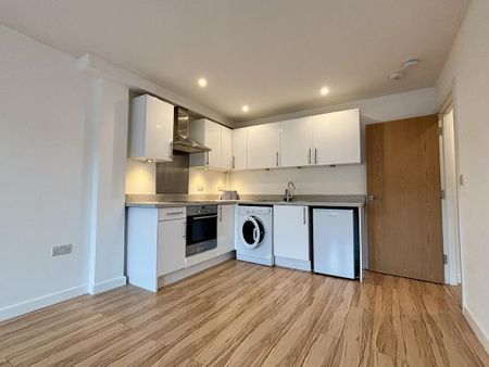 1 bedroom apartment to rent - Photo 4