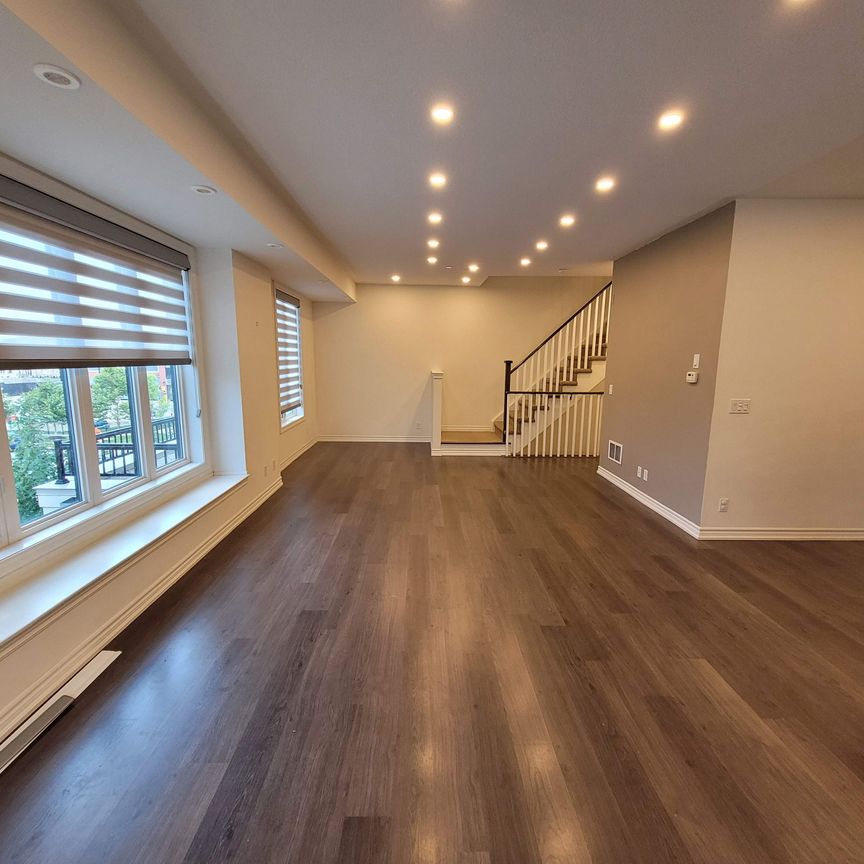 For Lease - 70 Eastwood Park Gardens Unit# 20, Toronto, Ontario - Photo 1