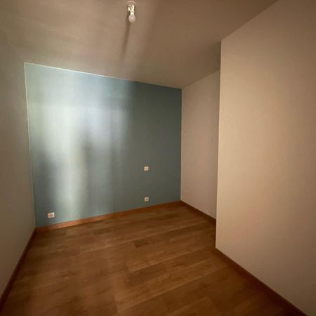 Location Appartement 3 pièces 70m² GRAULHET 81300 - Photo 3
