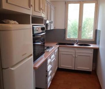 Location Appartement 3 pièces 83m² NOGENT SUR MARNE 94130 - Photo 5