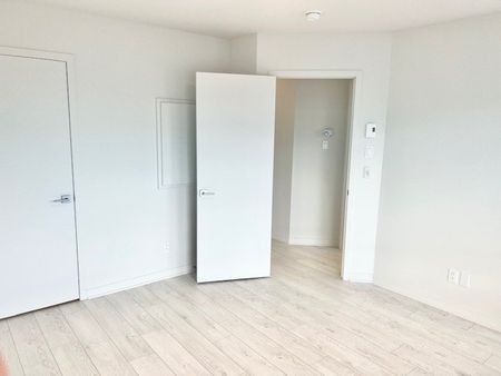 5805 Rue de Champagnier, Brossard, QC J4Z - Photo 3