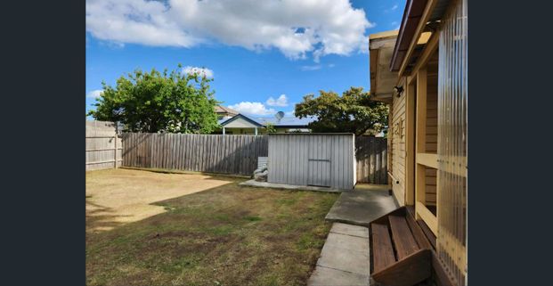 6 Lovelace Street, Preston, Vic 3072 - Photo 1