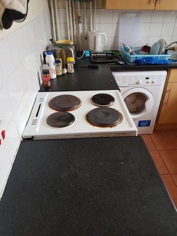 4 bedroom flat to rent - Photo 4