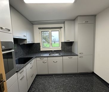 Charmante 4.5 Zimmer Wohnung an ruhiger Wohnlage - Foto 6