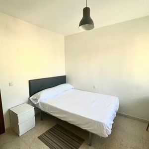 Calle Angosta del Carmen, Málaga, Andalusia 29002 - Foto 2