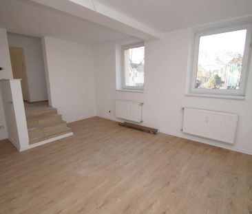 großzügige 3-Zimmer-Wohnung, große Küche, Wanne, Dusche, 35 m² groß... - Photo 1