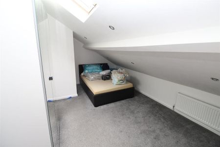 6 bedroom private hall to rent - Photo 5