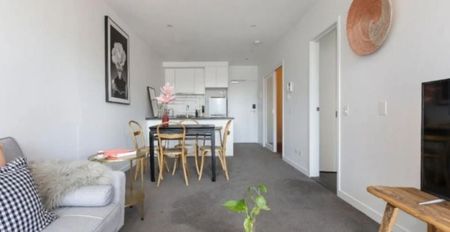 2-BED 1-BATH, NOT FURNISHED - Photo 3