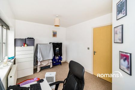 2 bedroom flat to rent - Photo 5
