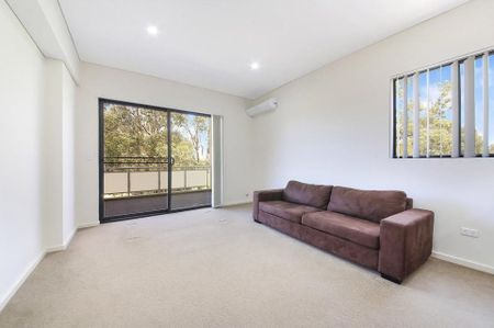 Close to All Amenities! - Photo 2
