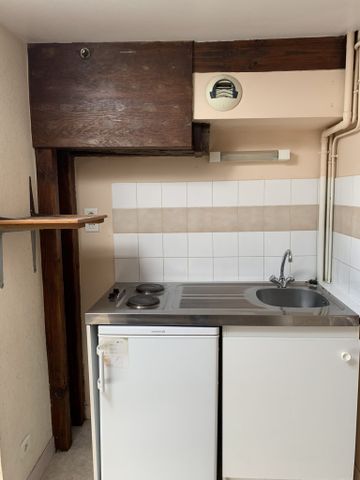 Location appartement T1 duplex de 17m² – Hyper Centre – Limoges – Begip - Photo 2