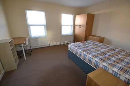 5 bedroom terraced house to rent - Photo 4