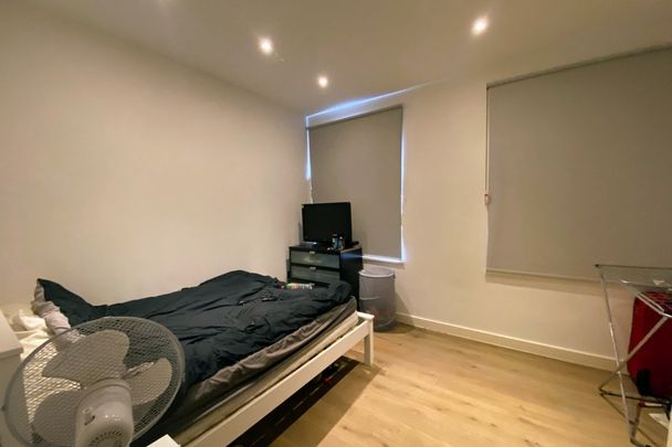 Rainsford Road, Chelmsford - Photo 1