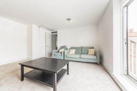 2 bedroom apartment to rent - Photo 3