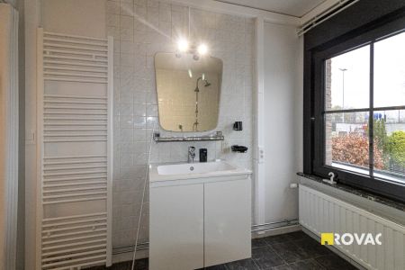 Zeer verzorgde en karaktervolle halfopen bebouwing met tuin en garage - Foto 2