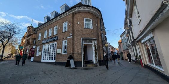 St. Giles Street - Photo 3