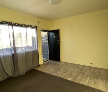 2/184 Donnelly Street, Armidale NSW 2350 - Photo 2