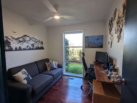 Sunshine West - Photo 3