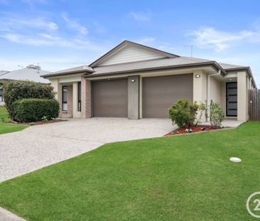 Modern 1 Bedroom Duplex - Photo 3