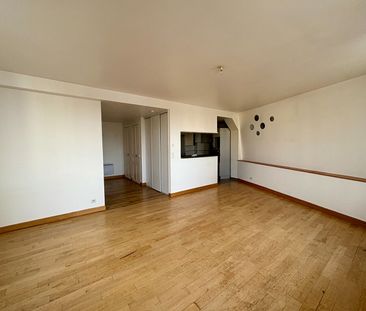 Appartement à louer - REIMS - - Photo 2
