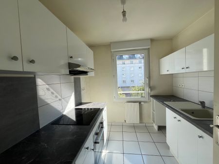 Location Appartement 2 pièces 47m² CHAMBERY 73000 - Photo 4