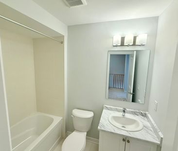 For Lease - 1186 Greentree Path, Oshawa, Ontario - Photo 4