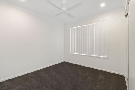 Modern Home with Air Con - Photo 3