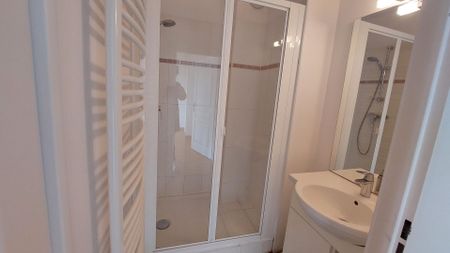 location Appartement T4 DE 78.8m² À FRANCONVILLE - Photo 4