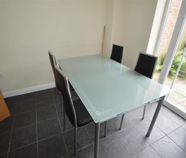 4 bedroom house to rent - Photo 2