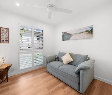 Coastal Haven in Prime Old Tewantin Pocket - Photo 3