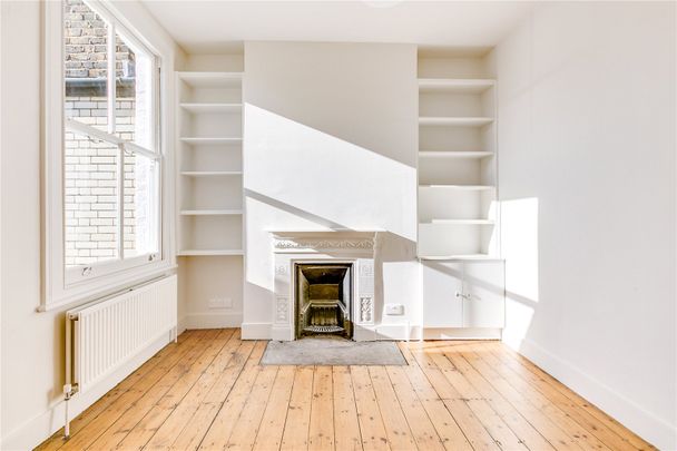 Prairie Street, Clapham, SW8, London - Photo 1