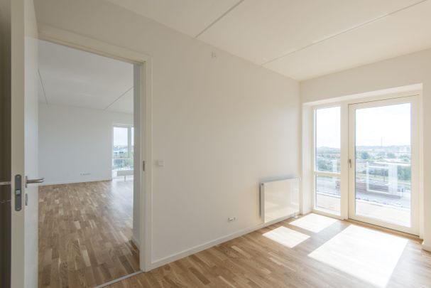 Lys og rummelig lejlighed med unik udsigt i Aalborg - Photo 1