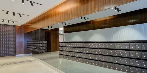 2 Bedroom Apartment - Small High Level - Photo 3