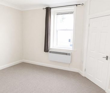 Eton Road, Worthing - Photo 4